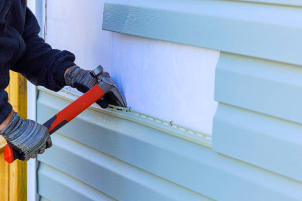 Reliable Emergency Siding Repair contractor in Norristown, PA by Squared Siding